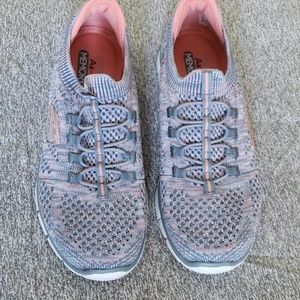 Sketchers Air cooled Memory Foam